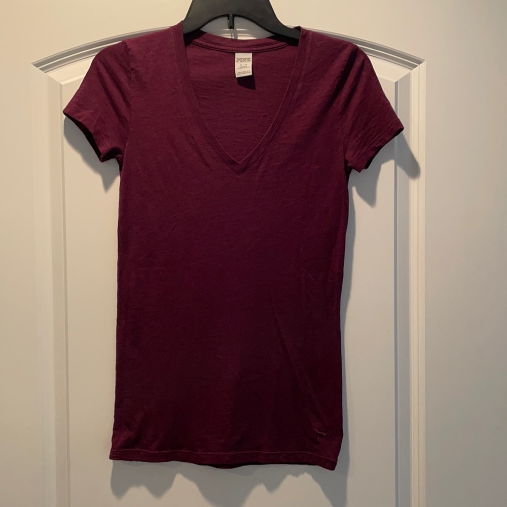V neck tee